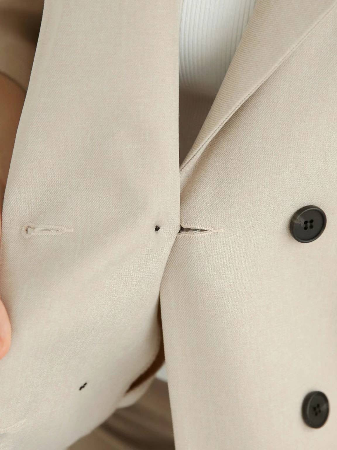 Buttoned 3 Quarter Sleeve Jacket