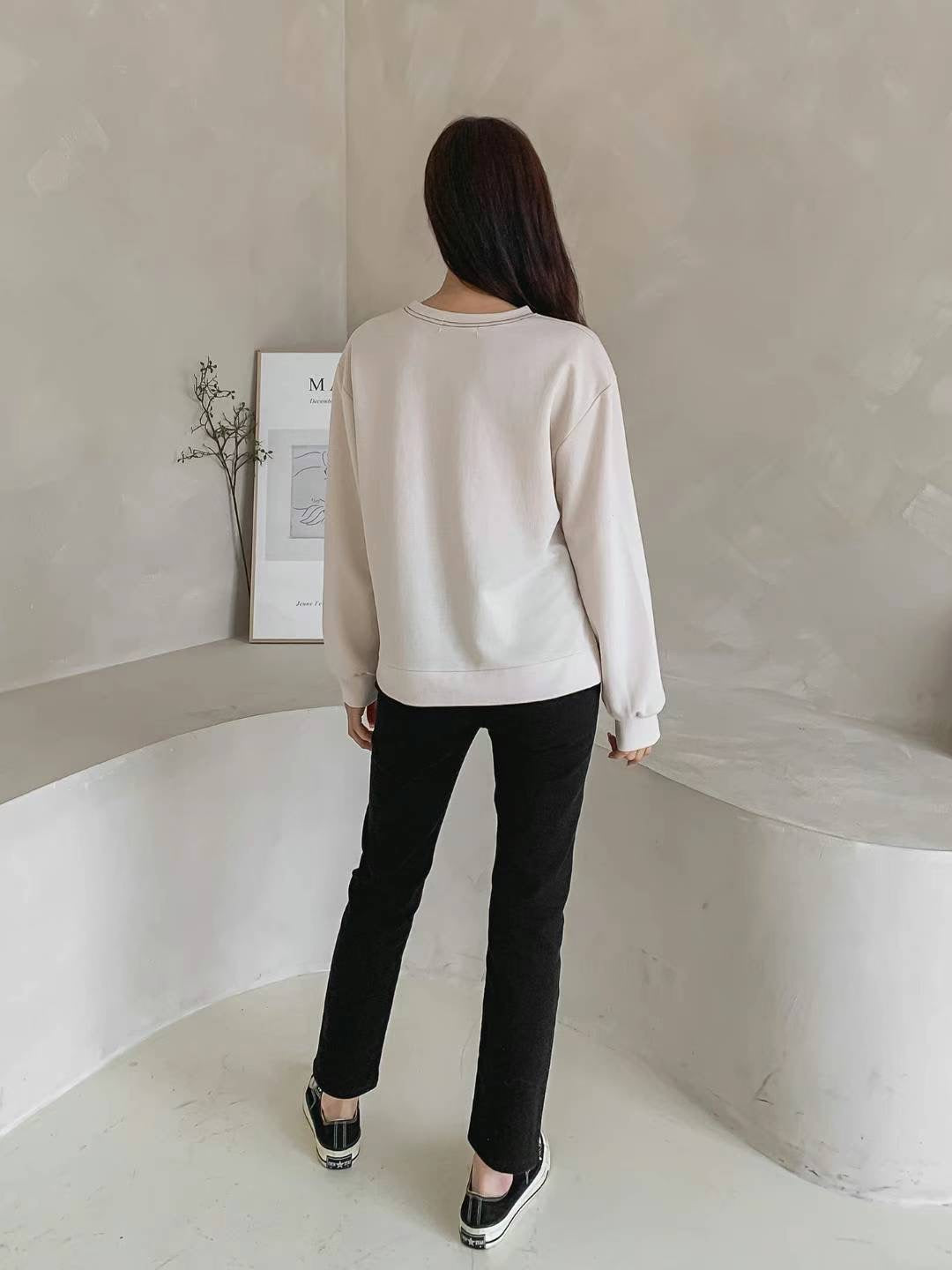 V Basic Long Sleeve Shirt